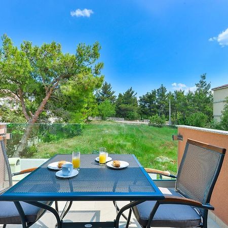 Cascada Villas With Private Jacuzzi And Private Parking Starigrad Paklenica Eksteriør billede